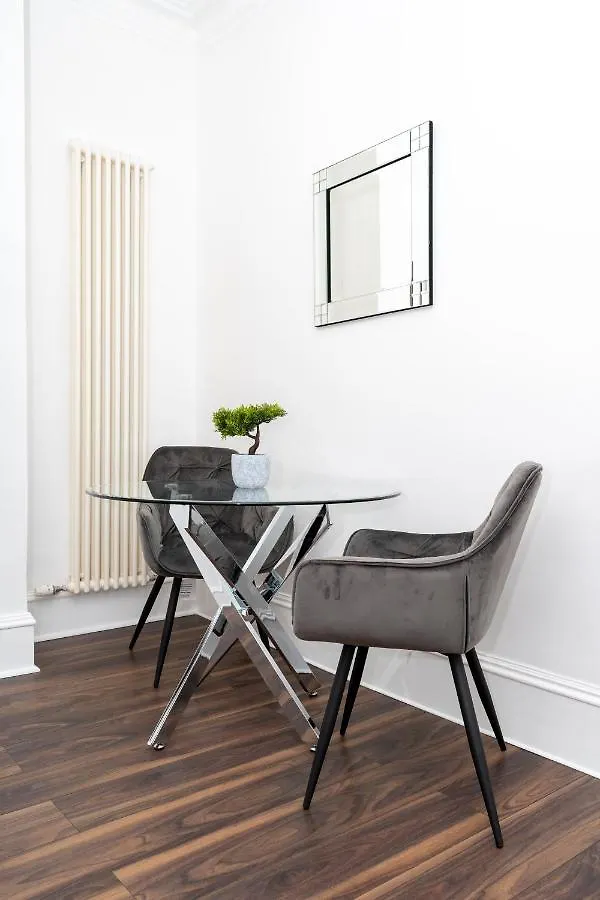 Howburn Residence Serviced Apartments - 1,2& 3 Bedroom Apartments Aberdeen