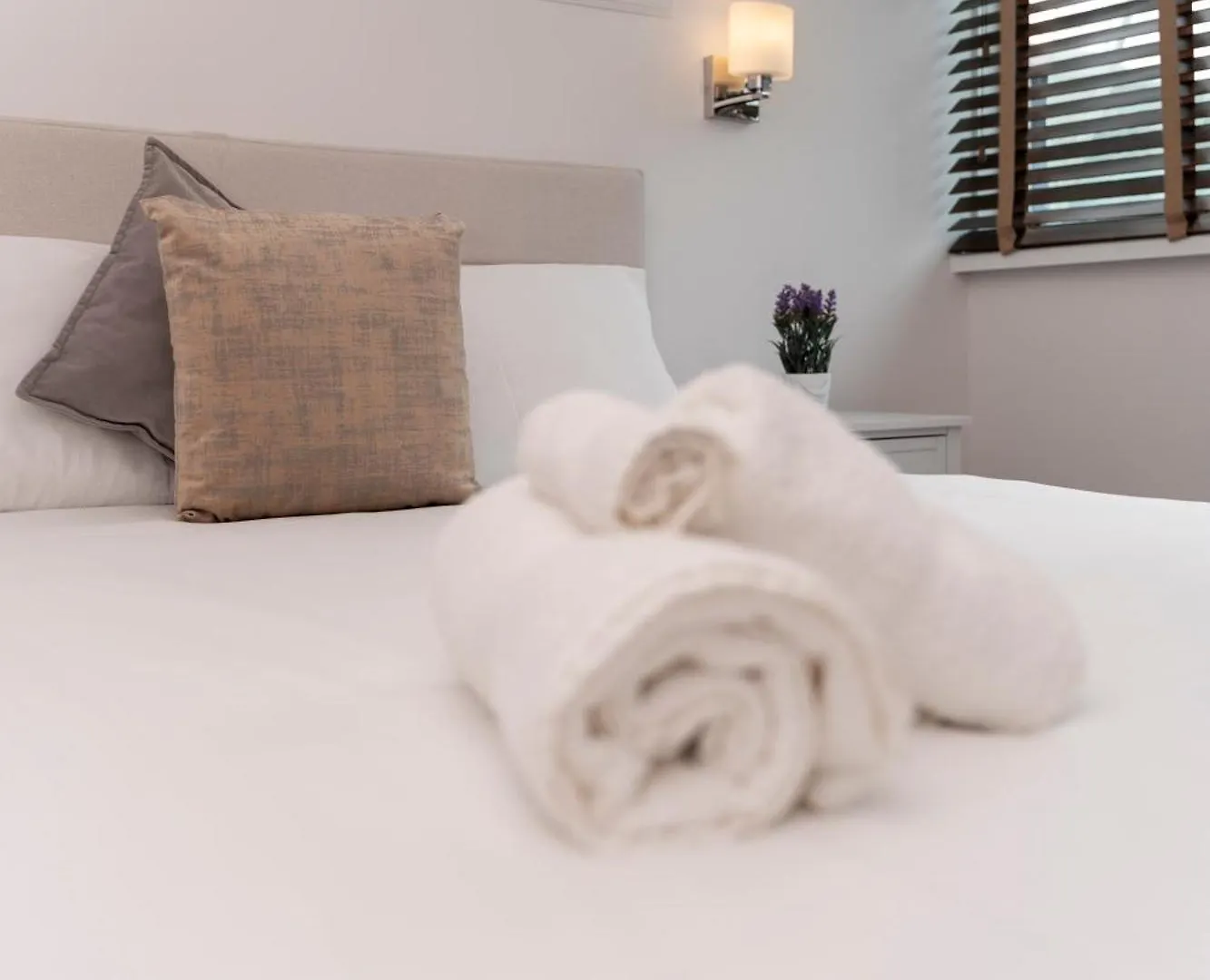Howburn Residence Serviced Apartments - 1,2& 3 Bedroom Apartments Aberdeen