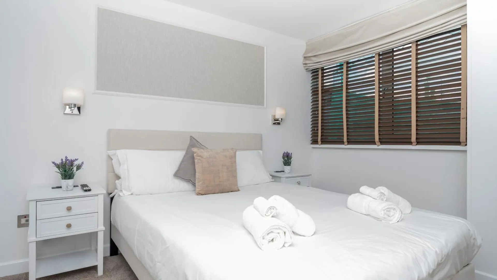 Howburn Residence Serviced Apartments - 1,2& 3 Bedroom Apartments Aberdeen